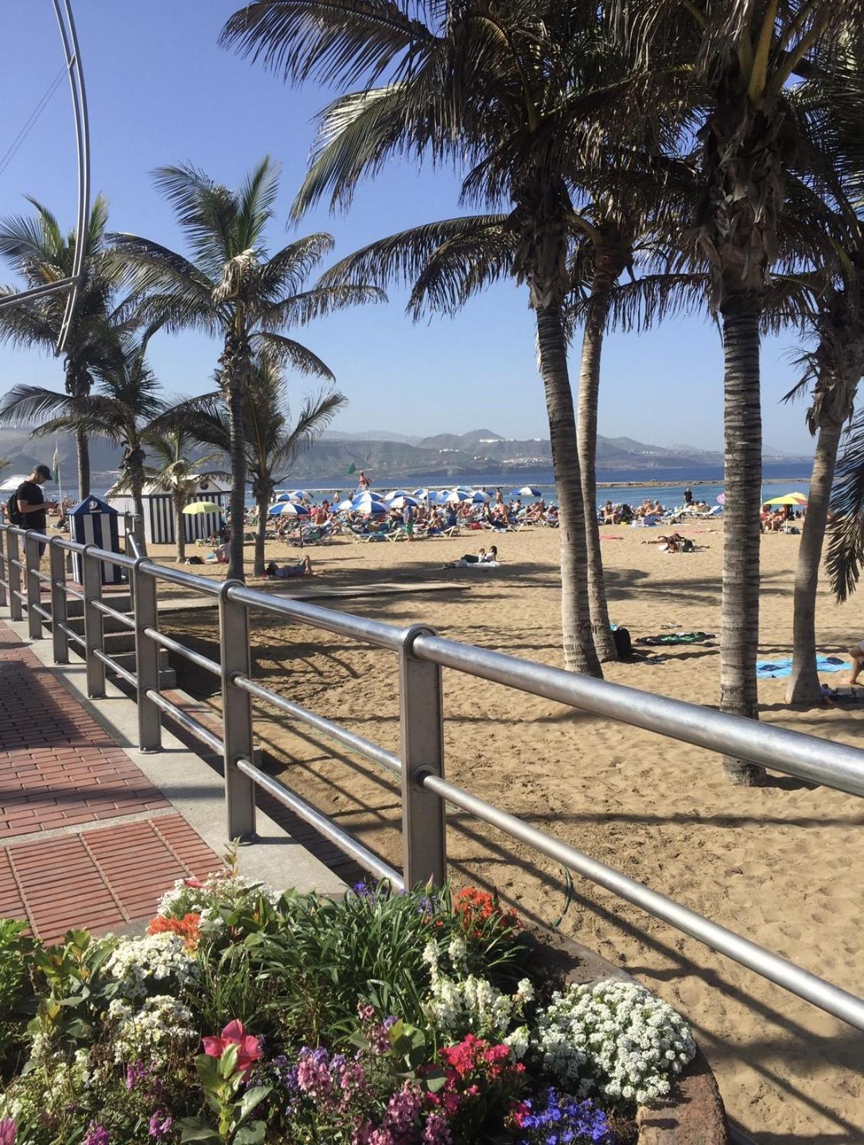 Las Canteras Beach Лас-Пальмас-де-Гран-Канария Экстерьер фото